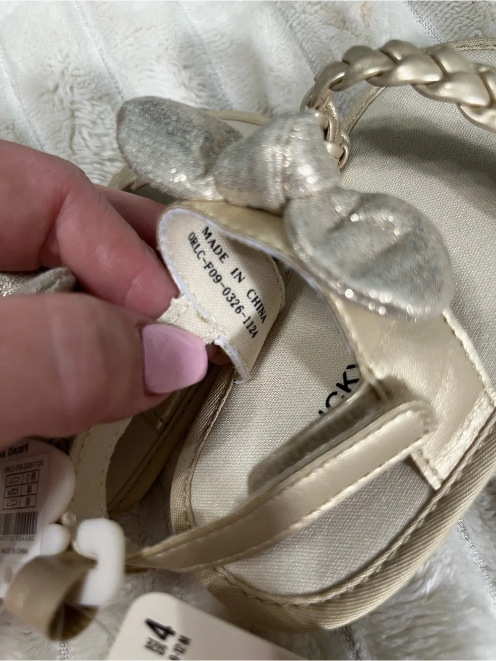 Lucky Brand Girls Metallic Gold Glitter Bow Sandals